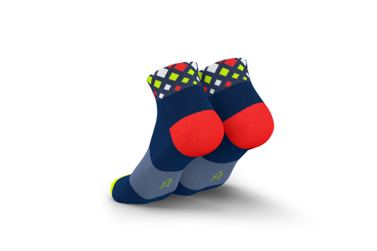 INCYLENCE RUNNING CRYSTALS SHORT NAVY CANARY