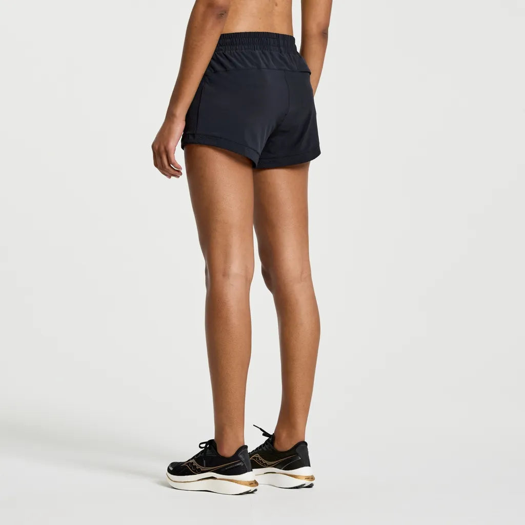 SAUCONY OUTPACE 3" WOMEN'S SHORTS BK